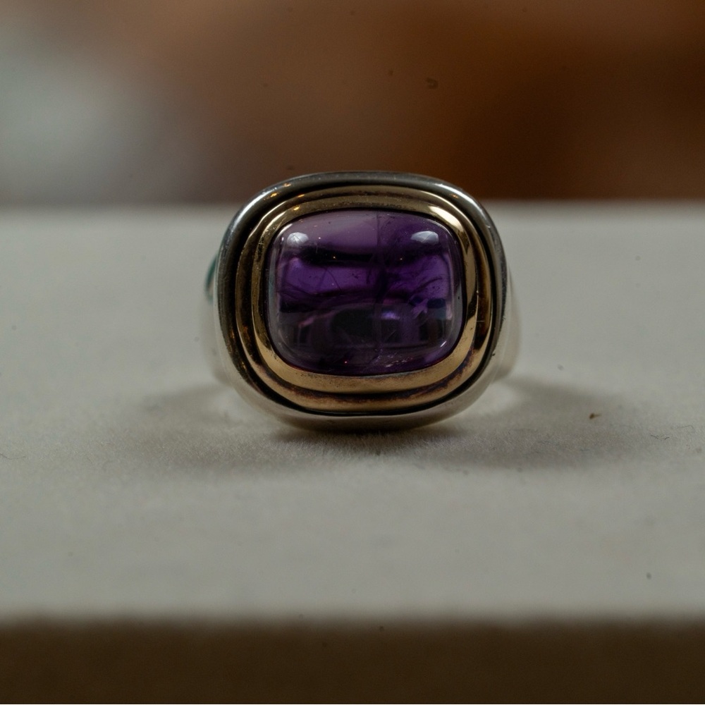 Tiffany & Co. Paloma Picasso
Sugar Loaf Ring
